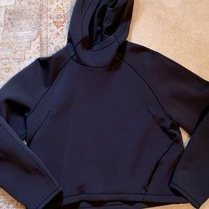 Lululemon Sweatshirt